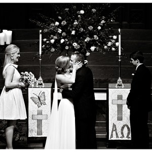 Pulaski Heights United Methodist Church - Arkansas Wedding Photographer