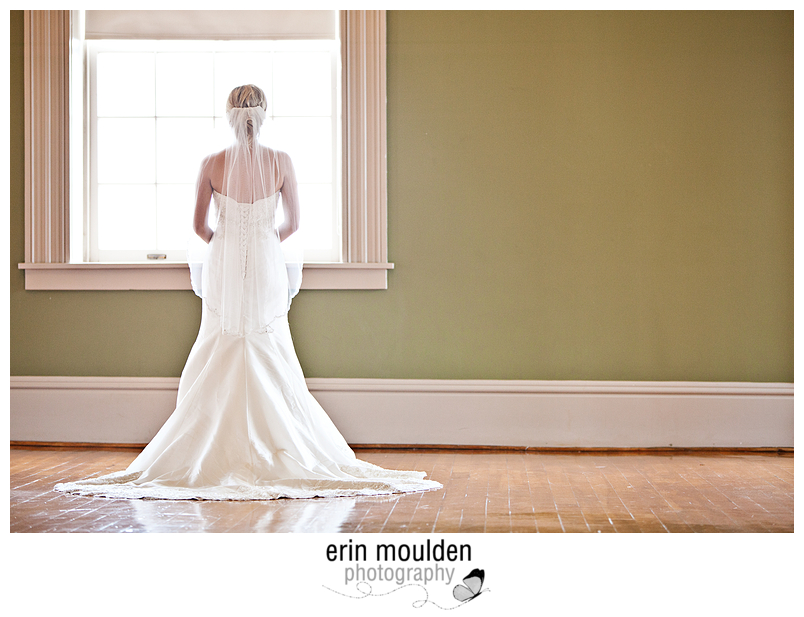 Bridal Portraits - Erin Moulden Photography